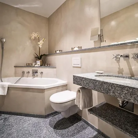 فندق Golf- & Hof Maran 4*