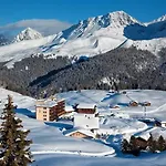 Golf- & Hof Maran Otel Arosa